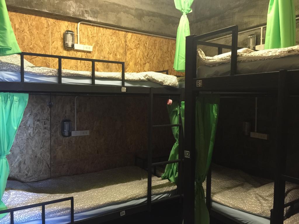 Hometown Hostel Samut Songkhram Habitación foto